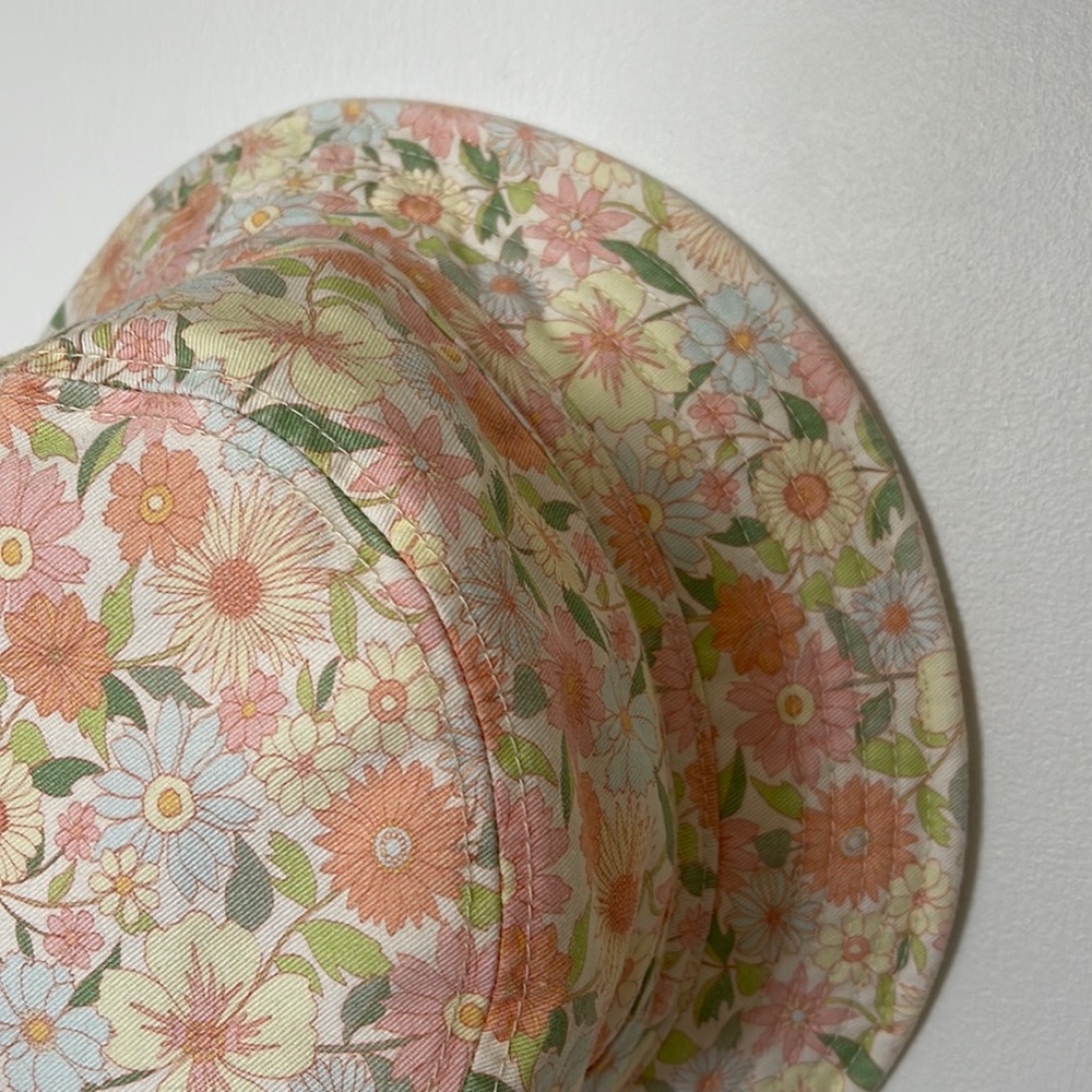 American Eagle Yellow Floral Bucket Hat